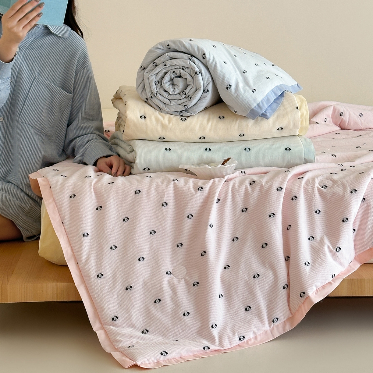 91家纺网 家纺一手货源 找家纺 一加一 2026新款A类全棉水洗立体提花大豆夏被四件套-织光萌宠 组合