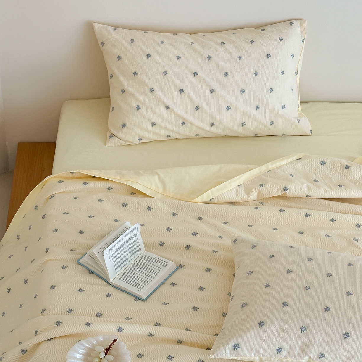 91家纺网 家纺一手货源 找家纺 一加一 2026新款A类全棉水洗立体提花大豆夏被四件套-织光萌宠 棉织花-米