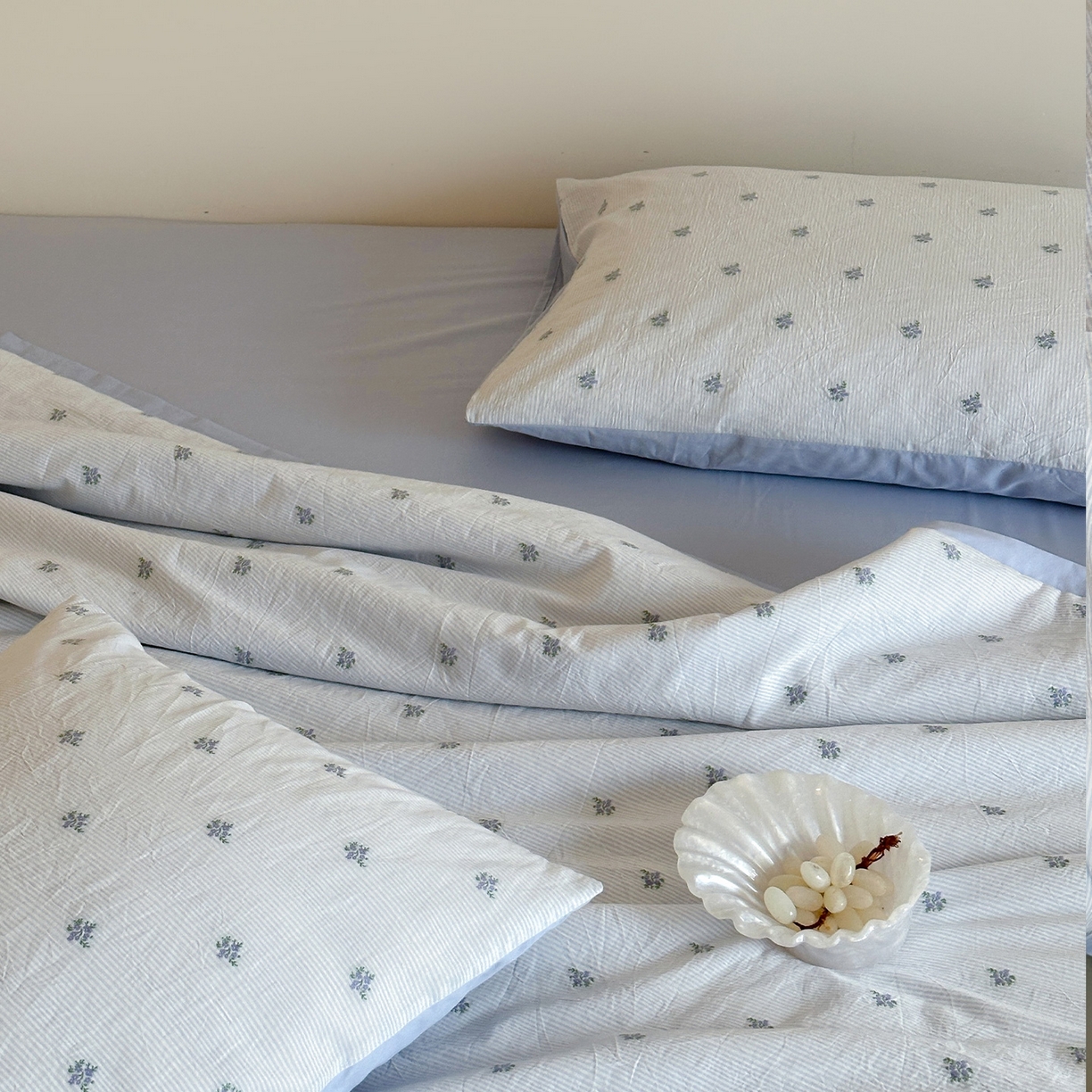 91家纺网 家纺一手货源 找家纺 一加一 2026新款A类全棉水洗立体提花大豆夏被四件套-织光萌宠 棉织花-蓝