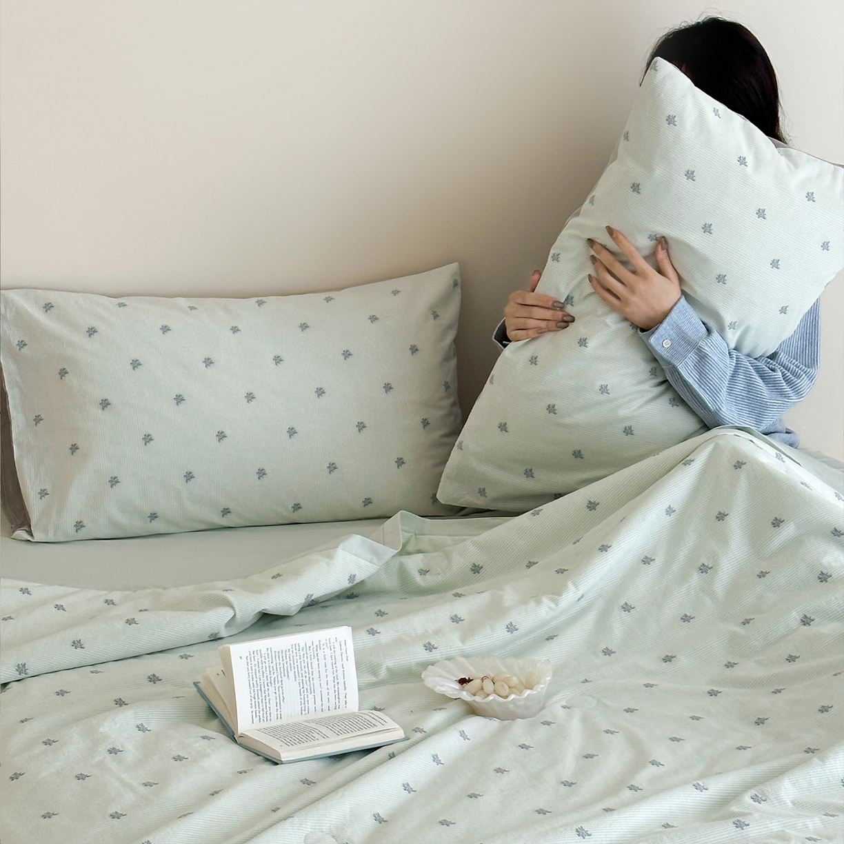 91家纺网 家纺一手货源 找家纺 一加一 2026新款A类全棉水洗立体提花大豆夏被四件套-织光萌宠 棉织花-绿