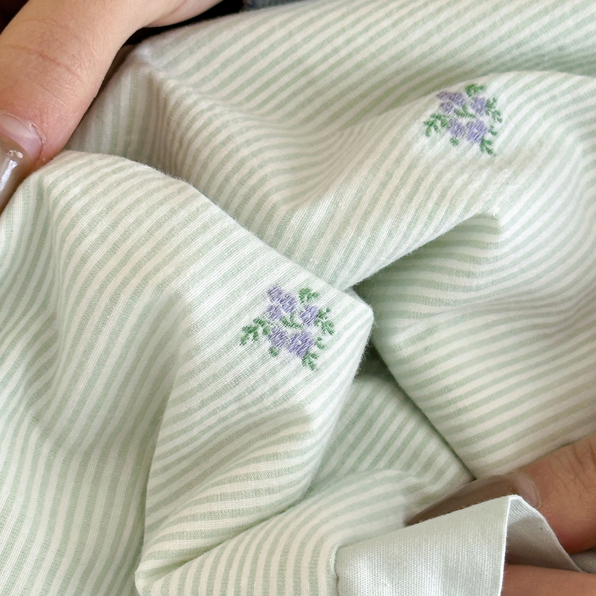 91家纺网 家纺一手货源 找家纺 一加一 2026新款A类全棉水洗立体提花大豆夏被四件套-织光萌宠 棉织花-绿