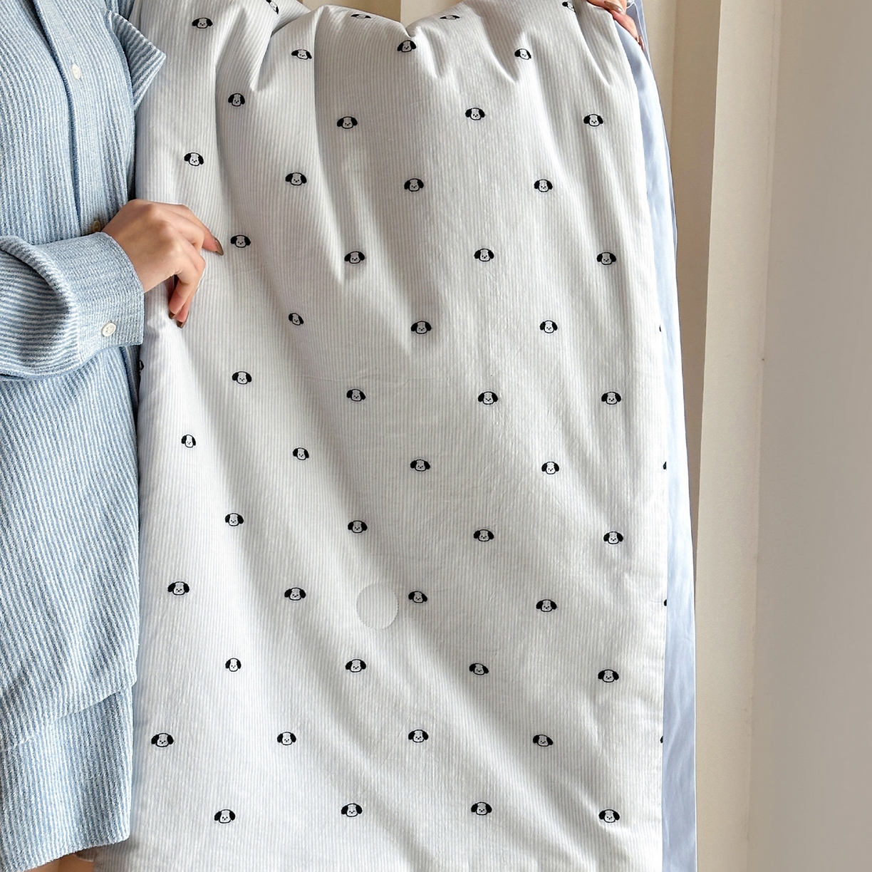 91家纺网 家纺一手货源 找家纺 一加一 2026新款A类全棉水洗立体提花大豆夏被四件套-织光萌宠 棉织小狗-蓝