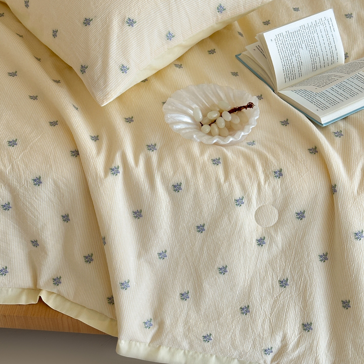 91家纺网 家纺一手货源 找家纺 一加一 2026新款A类全棉水洗立体提花大豆夏被四件套-织光萌宠 棉织花-米