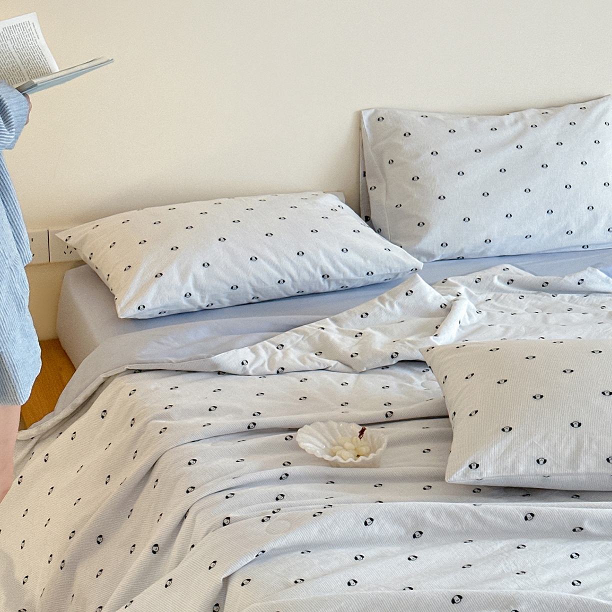 91家纺网 家纺一手货源 找家纺 一加一 2026新款A类全棉水洗立体提花大豆夏被四件套-织光萌宠 棉织小狗-蓝