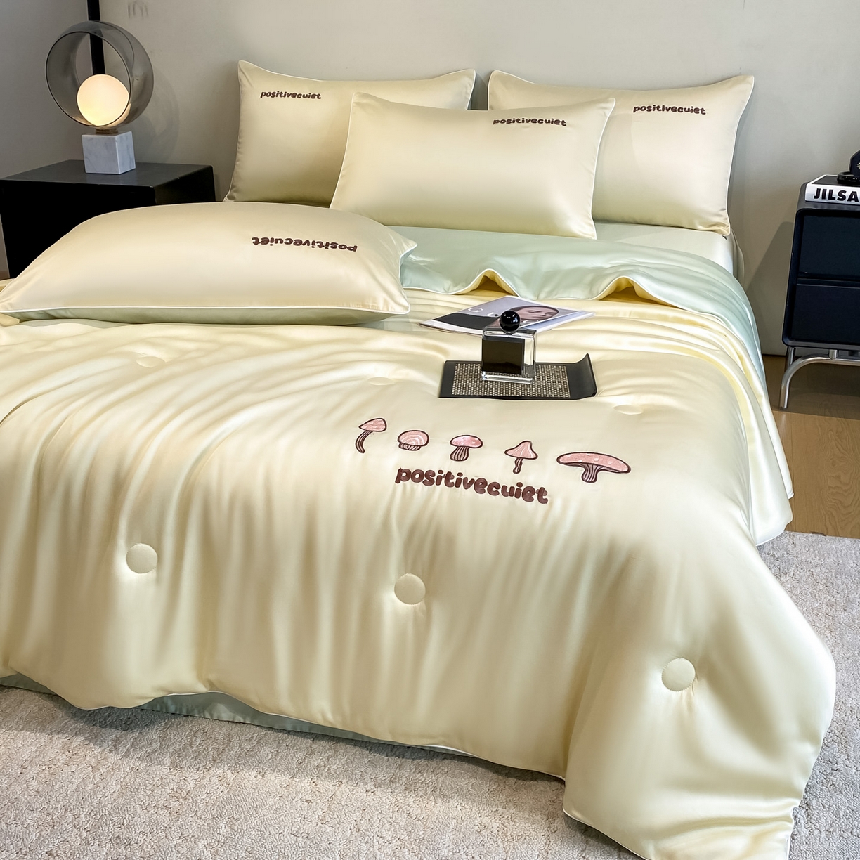 91家纺网 家纺一手货源 找家纺 云棉坊 2026新款水洗真丝滚边刺绣款-蘑菇系列 蘑菇-奶黄+水果清香