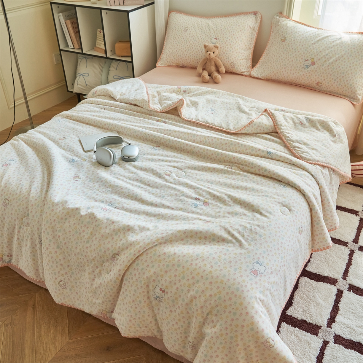 91家纺网 家纺一手货源 找家纺 恬思语家纺 2026春夏全棉双层纱棉花夏被空调被夏凉被四件套贝壳边系列 粉粉猫