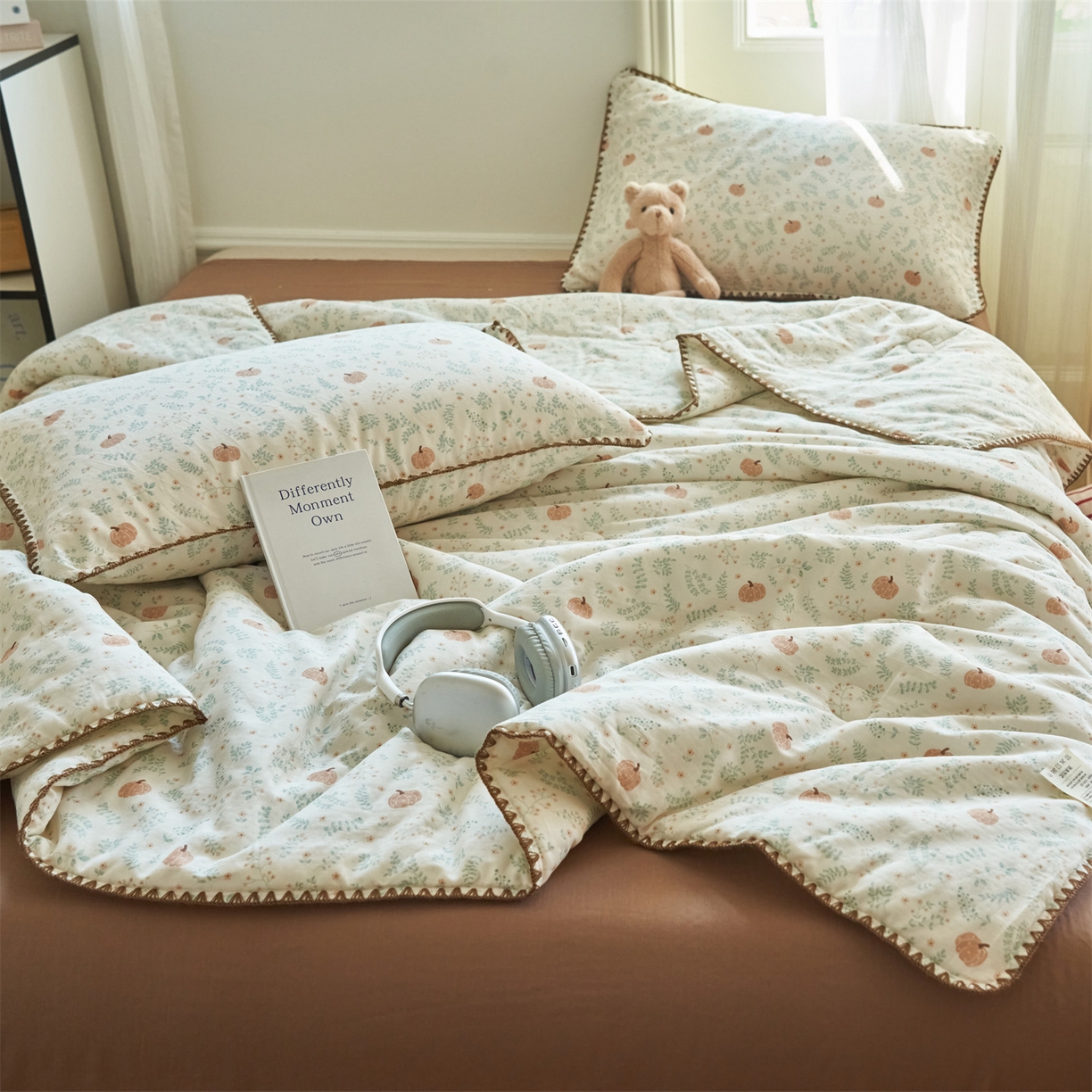 91家纺网 家纺一手货源 找家纺 恬思语家纺 2026春夏全棉双层纱棉花夏被空调被夏凉被四件套贝壳边系列 南瓜派对