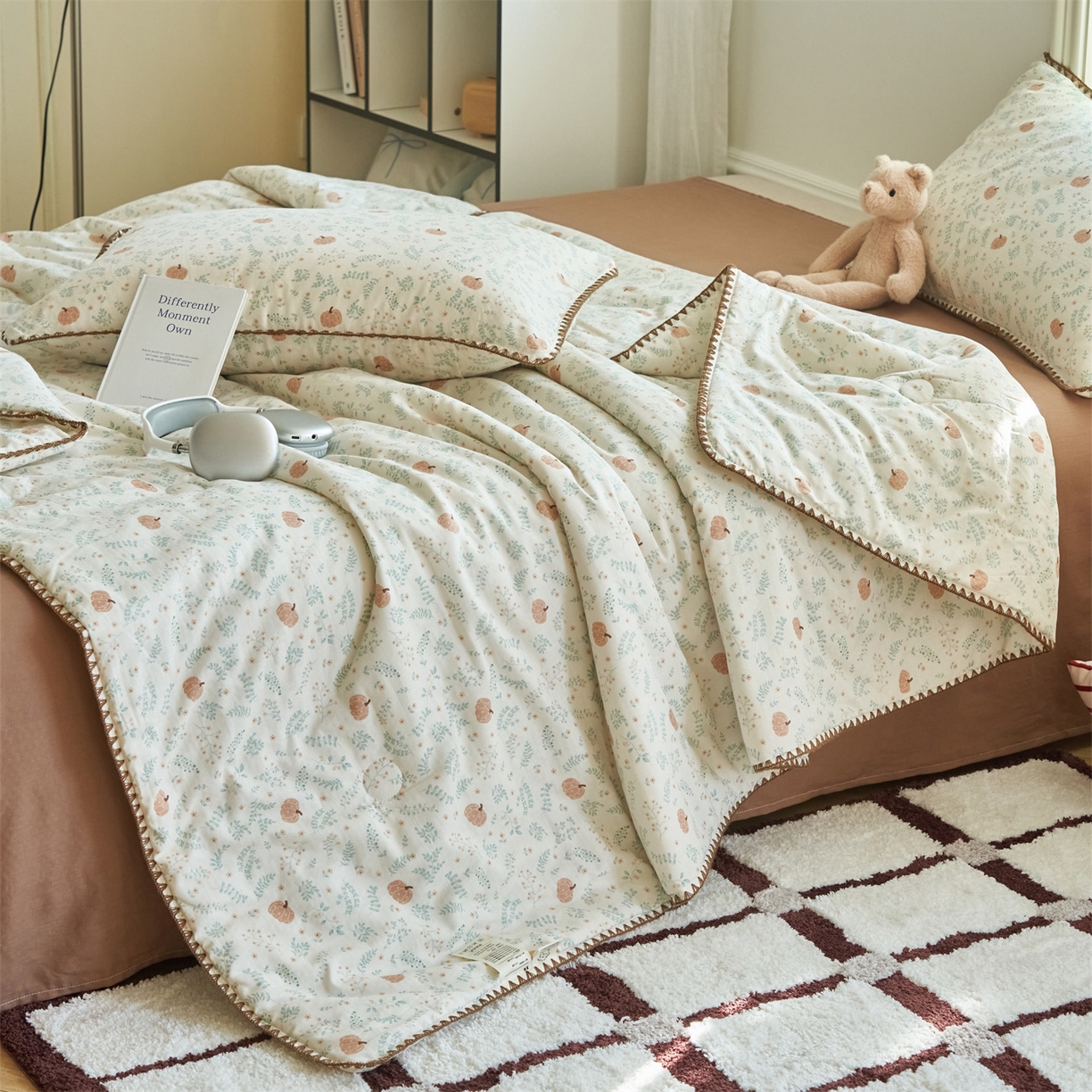 91家纺网 家纺一手货源 找家纺 恬思语家纺 2026春夏全棉双层纱棉花夏被空调被夏凉被四件套贝壳边系列 南瓜派对