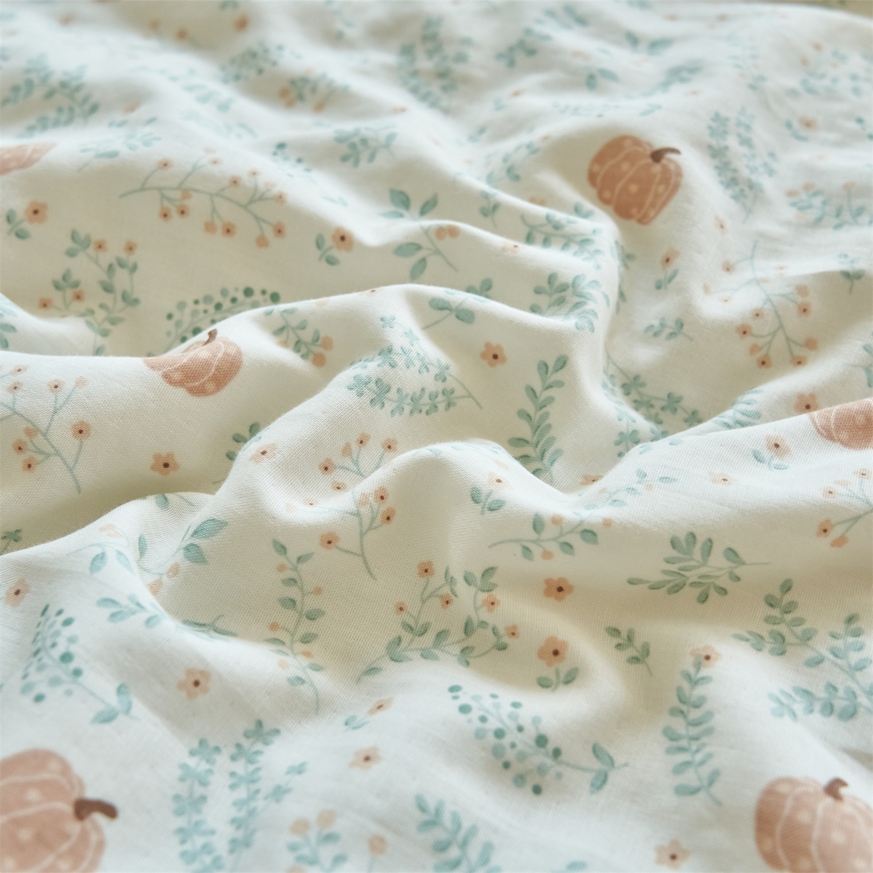 91家纺网 家纺一手货源 找家纺 恬思语家纺 2026春夏全棉双层纱棉花夏被空调被夏凉被四件套贝壳边系列 南瓜派对