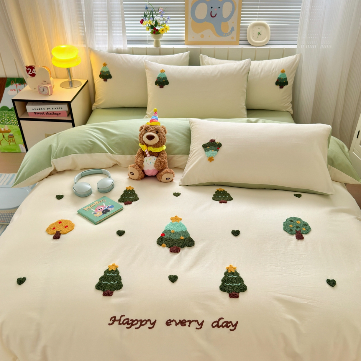 91家纺网 家纺一手货源 找家纺 如意朵 2026新款全棉小清新绣花四件套第一批 快乐森林