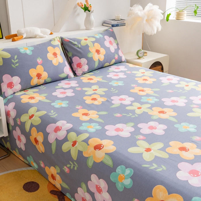 91家纺网 家纺一手货源 找家纺 居美良品 2026新款加厚215克老粗布床单卡通花卉可做凉席二三件套 莓影缤纷