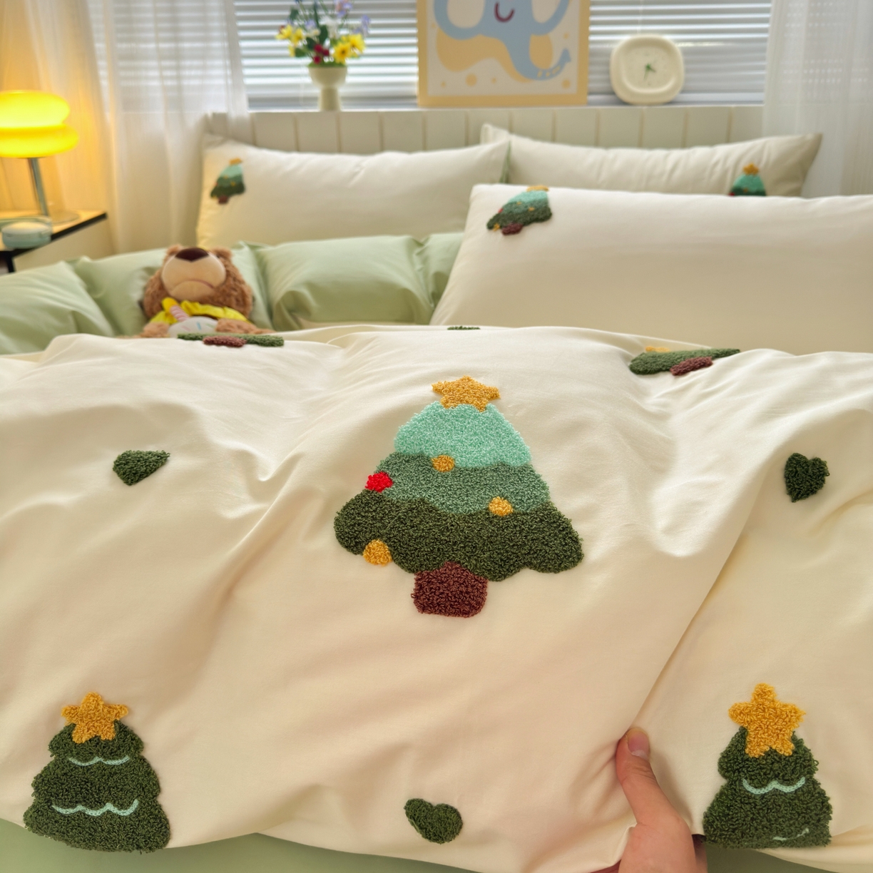 91家纺网 家纺一手货源 找家纺 如意朵 2026新款全棉小清新绣花四件套第一批 快乐森林