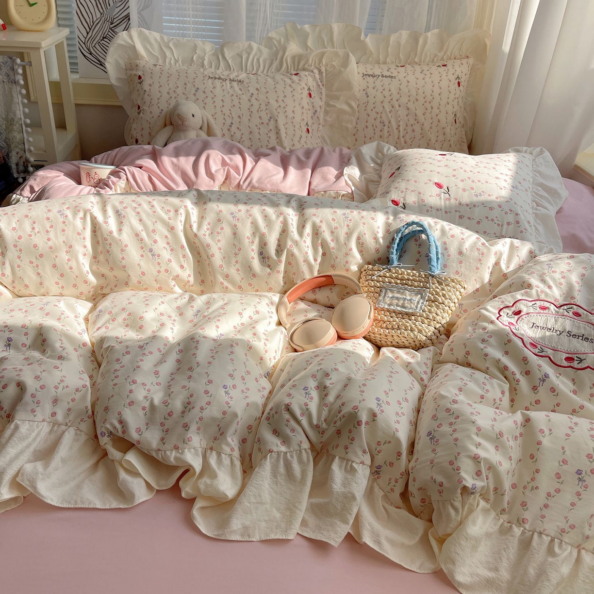 圣比熊 2026新款A类云朵棉亲肤四季款刺绣1.8m四件套席床单宿舍绣花1.5米三件套 花漾甜心（刺绣款）