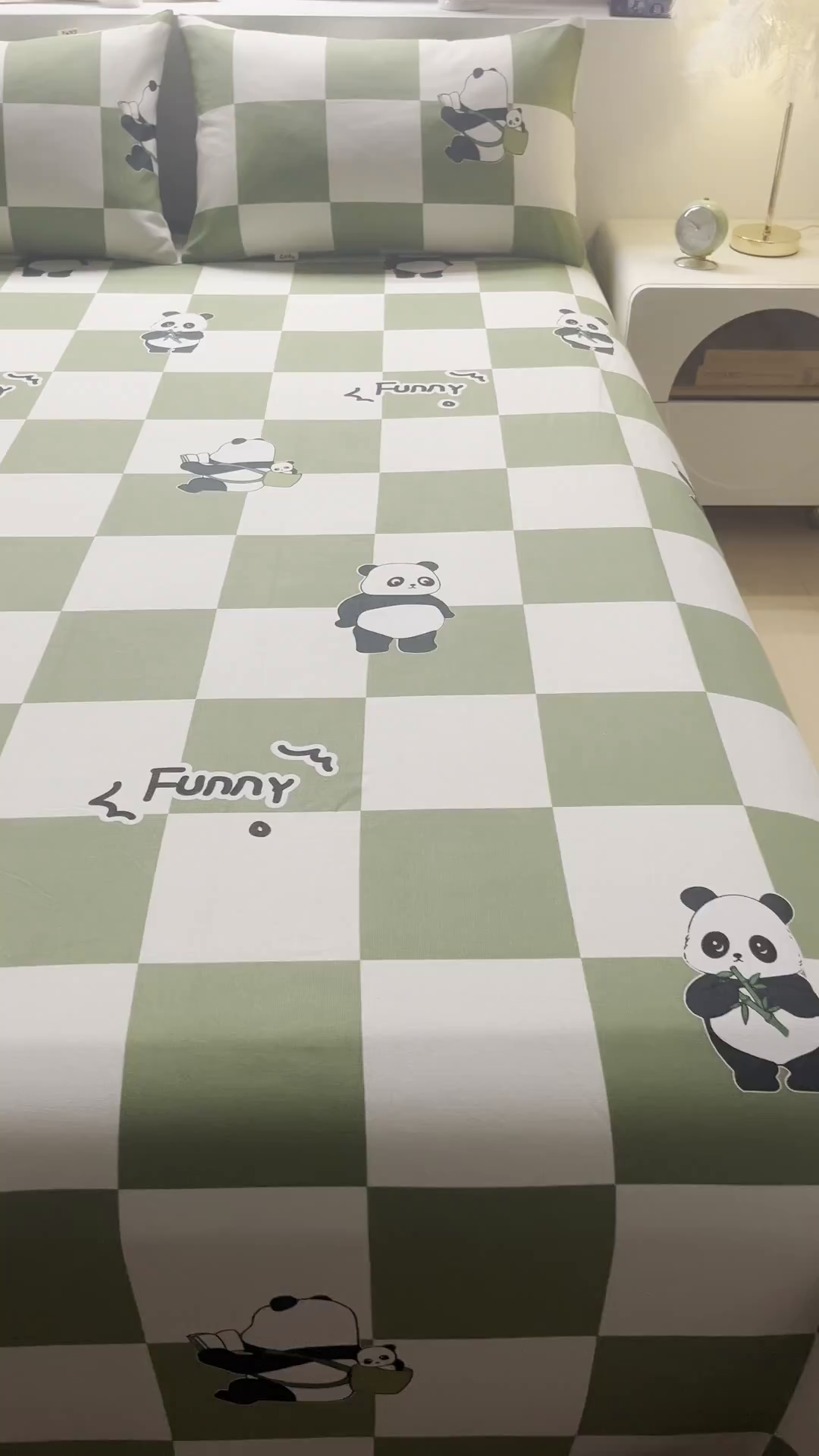 91家纺网 家纺一手货源 找家纺 居美良品 2026新款加厚215克老粗布床单卡通花卉可做凉席二三件套 熊猫宝贝