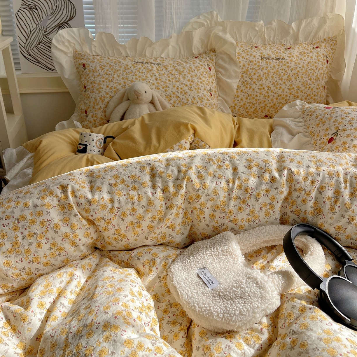 91家纺网 家纺一手货源 找家纺 圣比熊 2026新款A类云朵棉亲肤四季款刺绣1.8m四件套席床单宿舍绣花1.5米三件套 春日暖阳（刺绣款）