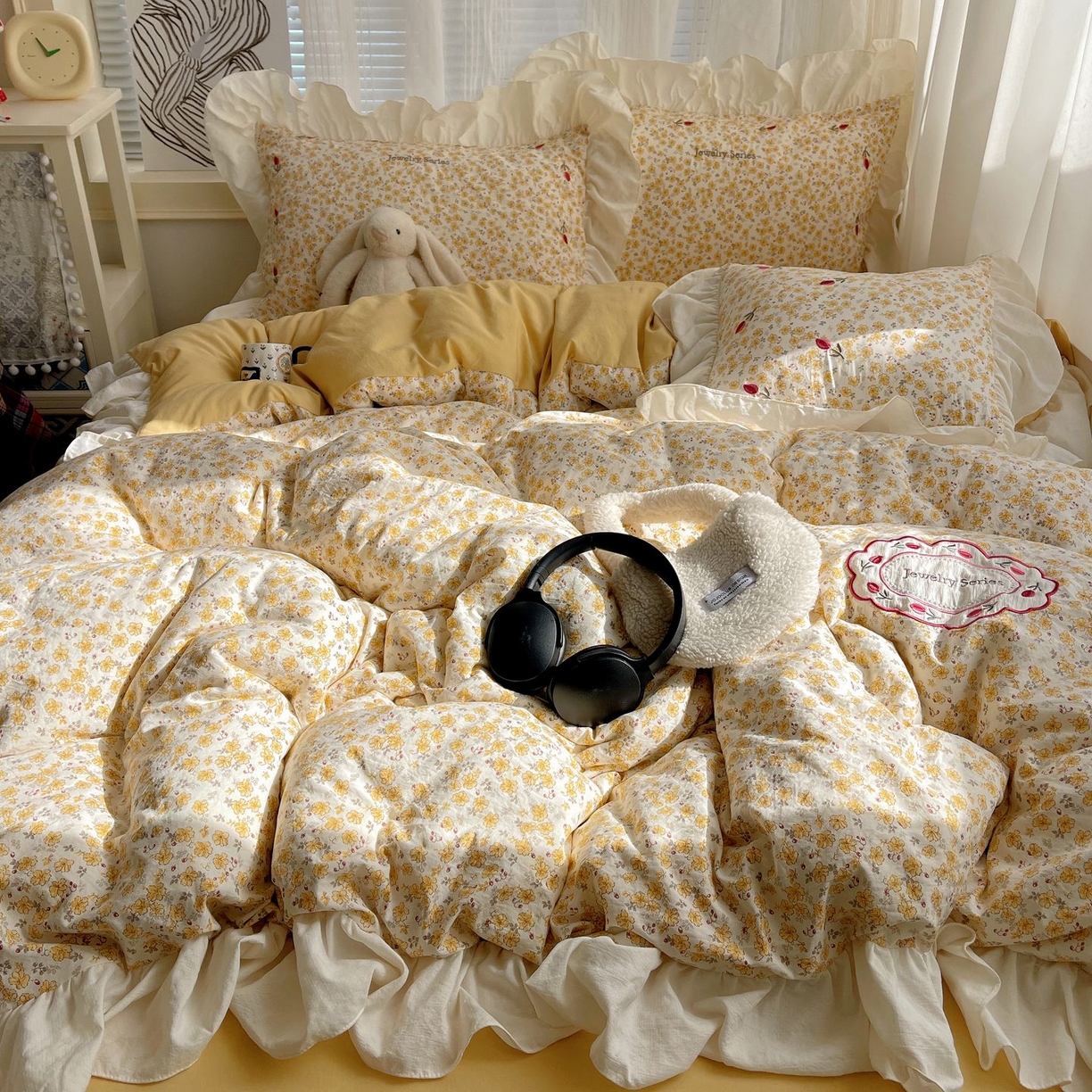 圣比熊 2026新款A类云朵棉亲肤四季款刺绣1.8m四件套席床单宿舍绣花1.5米三件套 春日暖阳（刺绣款）