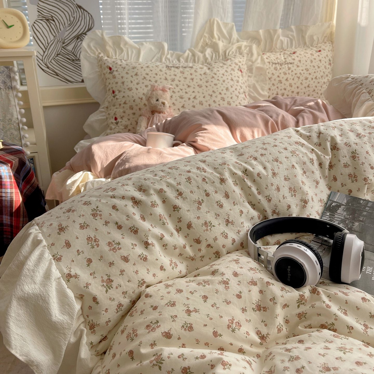 91家纺网 家纺一手货源 找家纺 圣比熊 2026新款A类云朵棉亲肤四季款刺绣1.8m四件套席床单宿舍绣花1.5米三件套 巴黎之恋（刺绣款）