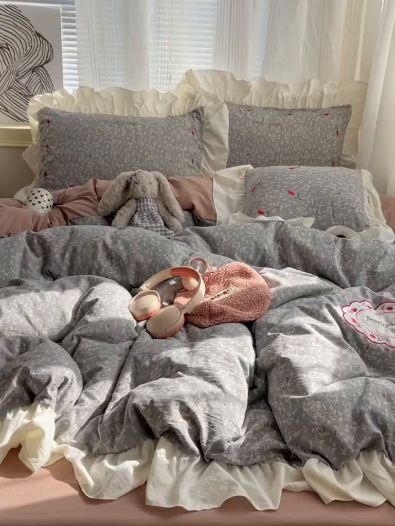 91家纺网 家纺一手货源 找家纺 圣比熊 2026新款A类云朵棉亲肤四季款刺绣1.8m四件套席床单宿舍绣花1.5米三件套 秘密花园（刺绣款）