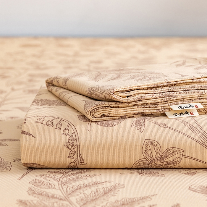 91家纺网 家纺一手货源 找家纺 居美良品 2026新款加厚215克老粗布枕套卡通花卉可做凉席二三件套 恬静