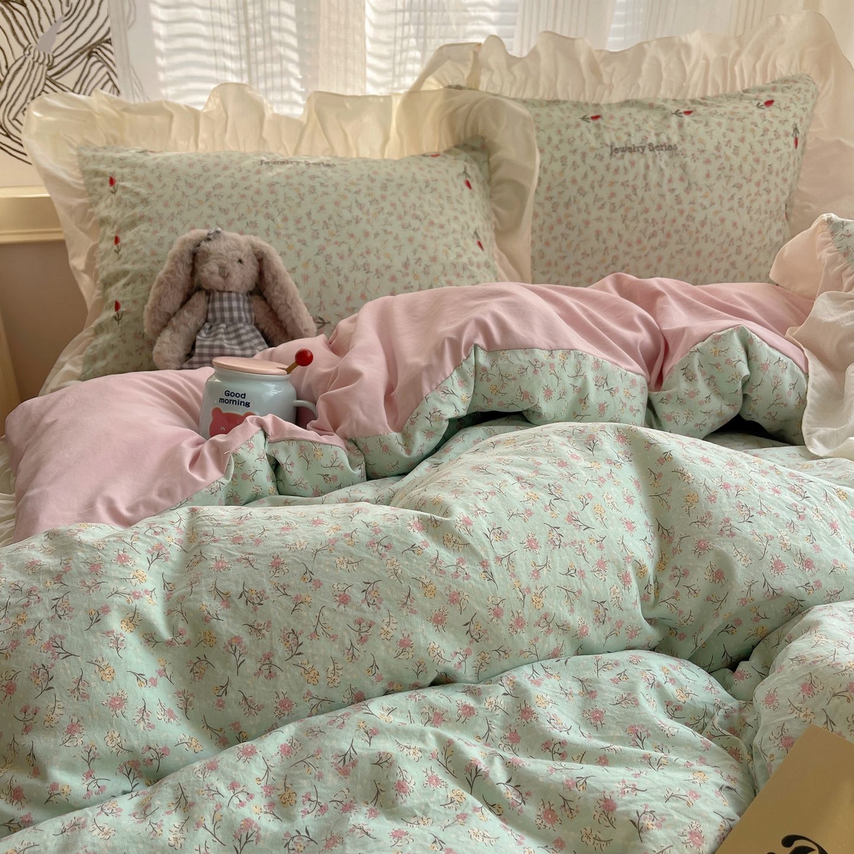 91家纺网 家纺一手货源 找家纺 （总）梦舒羽 2026新款A类云朵棉亲肤四季款刺绣1.8m四件套席床单宿舍绣花1.5米三件套