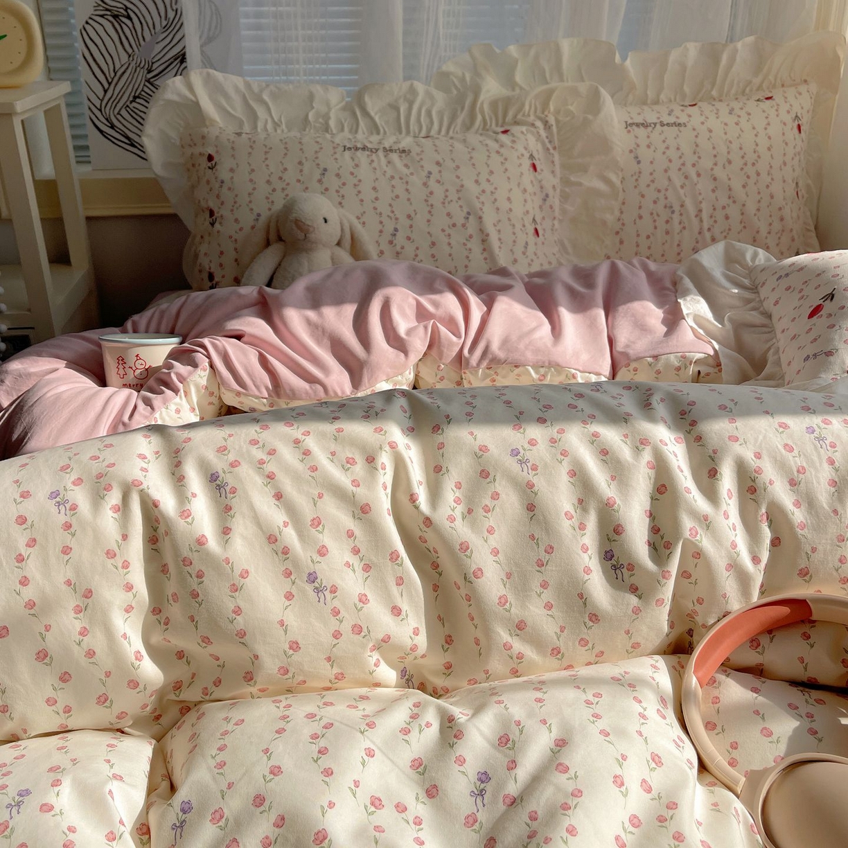 91家纺网 家纺一手货源 找家纺 梦舒羽 2026新款A类云朵棉亲肤四季款刺绣1.8m四件套席床单宿舍绣花1.5米三件套 花漾甜心（刺绣款）