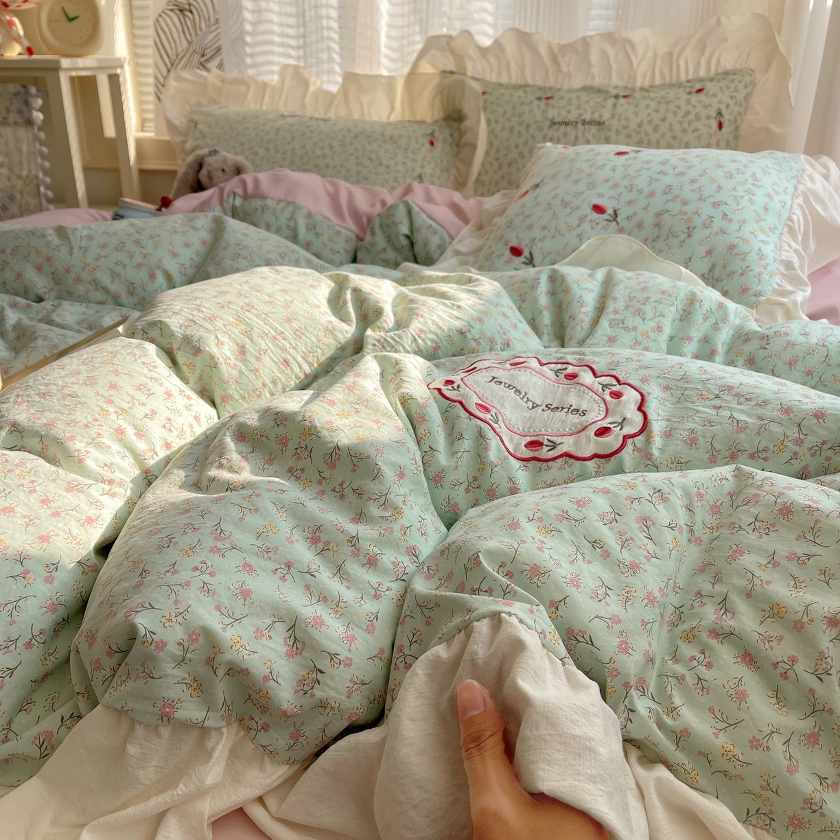 91家纺网 家纺一手货源 找家纺 梦舒羽 2026新款A类云朵棉亲肤四季款刺绣1.8m四件套席床单宿舍绣花1.5米三件套 薄荷之夏（刺绣款）