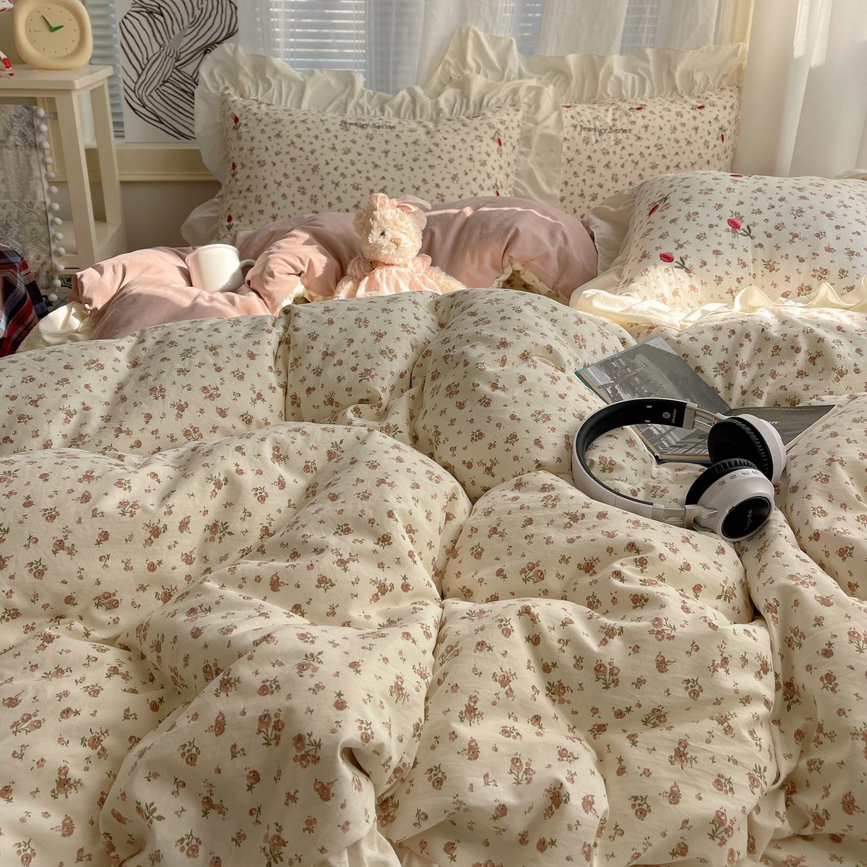 91家纺网 家纺一手货源 找家纺 梦舒羽 2026新款A类云朵棉亲肤四季款刺绣1.8m四件套席床单宿舍绣花1.5米三件套 巴黎之恋（刺绣款）