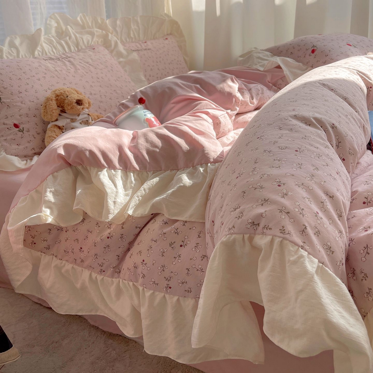 91家纺网 家纺一手货源 找家纺 梦舒羽 2026新款A类云朵棉亲肤四季款刺绣1.8m四件套席床单宿舍绣花1.5米三件套 爱丽丝-粉（刺绣款）
