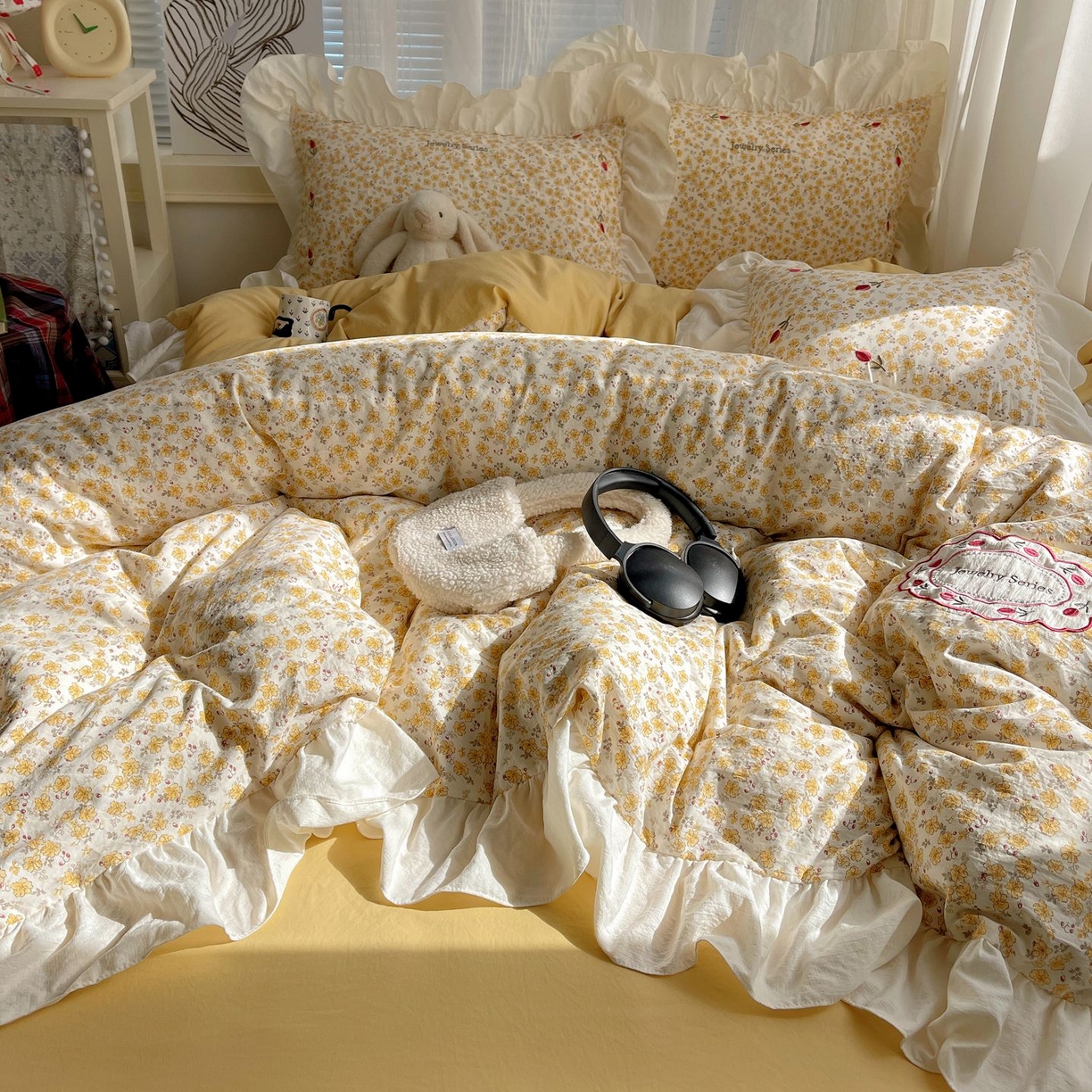 91家纺网 家纺一手货源 找家纺 梦舒羽 2026新款A类云朵棉亲肤四季款刺绣1.8m四件套席床单宿舍绣花1.5米三件套 春日暖阳（刺绣款）