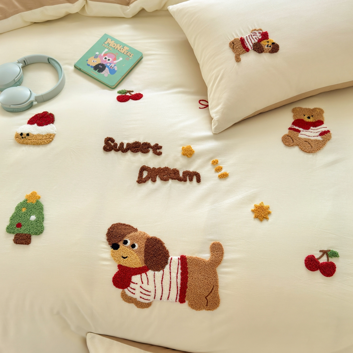 91家纺网 家纺一手货源 找家纺 如意朵 2026新款全棉小清新绣花四件套第一批 梦想狗狗