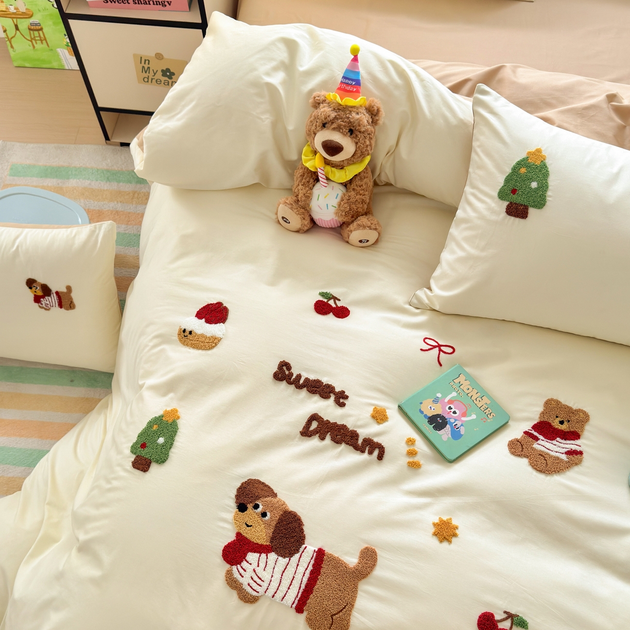 91家纺网 家纺一手货源 找家纺 如意朵 2026新款全棉小清新绣花四件套第一批 梦想狗狗