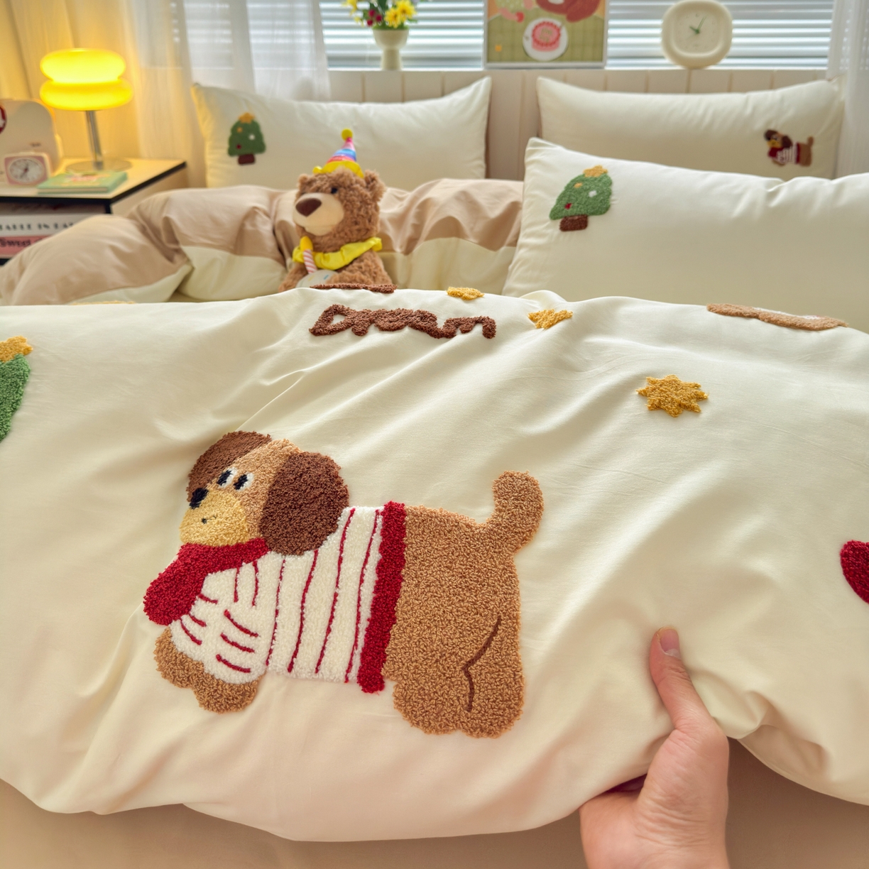 91家纺网 家纺一手货源 找家纺 如意朵 2026新款全棉小清新绣花四件套第一批 梦想狗狗