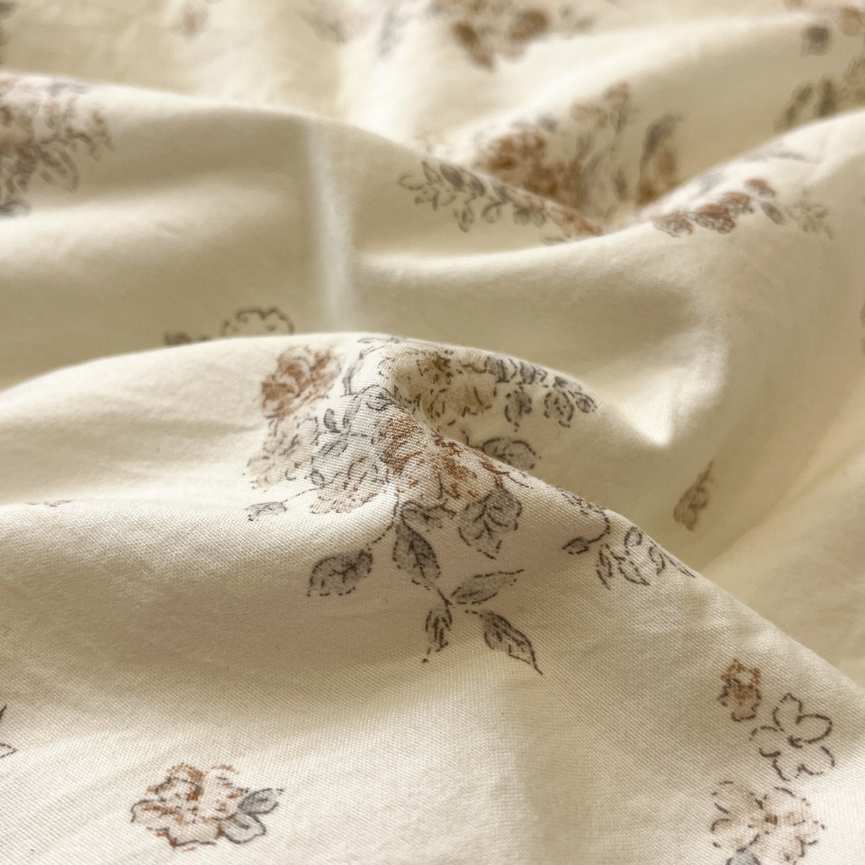 91家纺网 家纺一手货源 找家纺 一加一 2026新款雅棉活性印花大豆夏被四件套 夏凉被空调被 甜桔