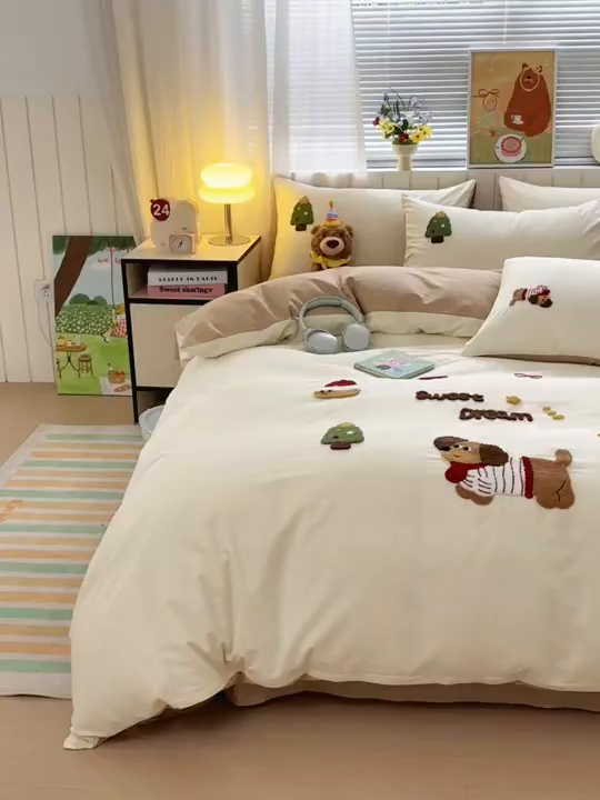 91家纺网 家纺一手货源 找家纺 如意朵 2026新款全棉小清新绣花四件套第一批 梦想狗狗