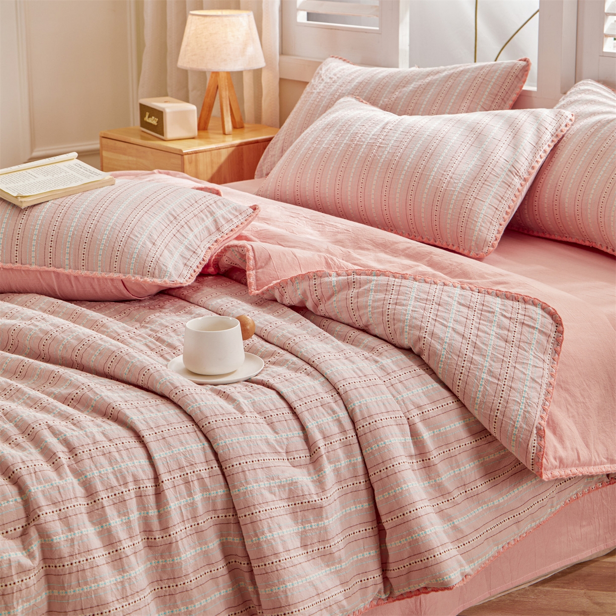 91家纺网 家纺一手货源 找家纺 恬思语家纺 2026春夏新款全棉纯棉色织大提花贝壳边棉花夏被夏凉被空调被丽彩 丽彩-粉