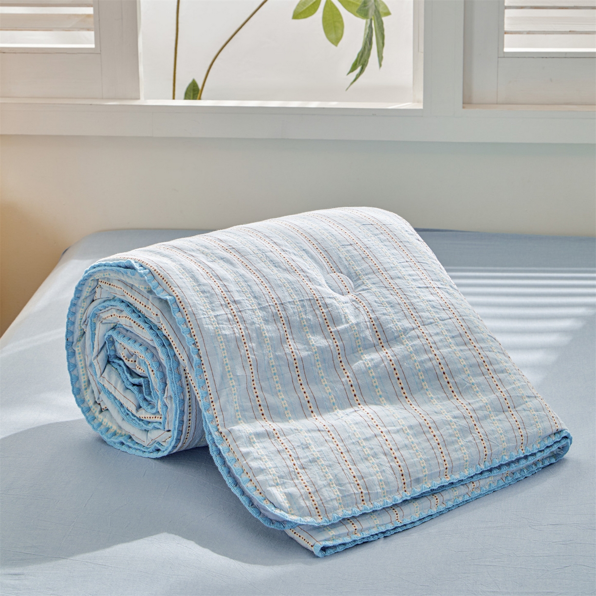 91家纺网 家纺一手货源 找家纺 恬思语家纺 2026春夏新款全棉纯棉色织大提花贝壳边棉花夏被夏凉被空调被丽彩 丽彩-蓝