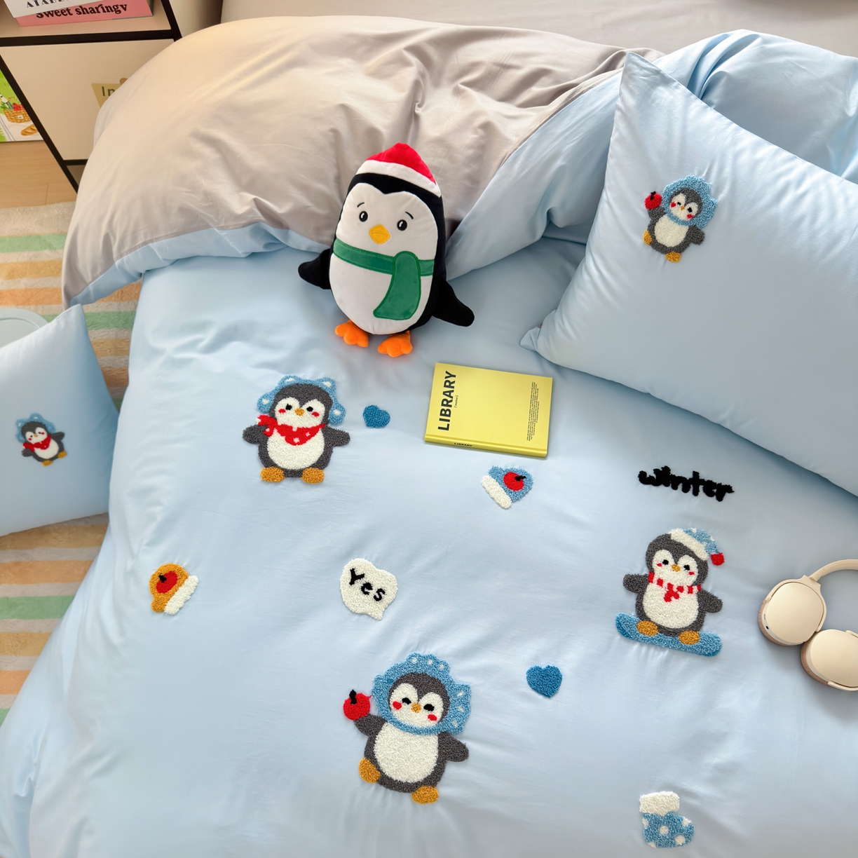 91家纺网 家纺一手货源 找家纺 如意朵 2026新款全棉小清新绣花四件套第一批 梦想企鹅