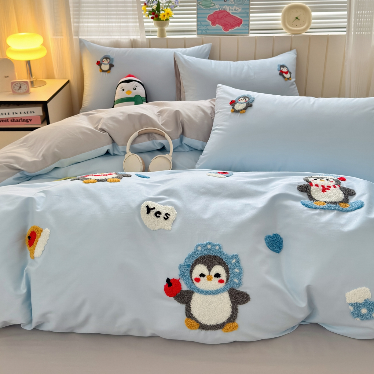 91家纺网 家纺一手货源 找家纺 如意朵 2026新款全棉小清新绣花四件套第一批 梦想企鹅