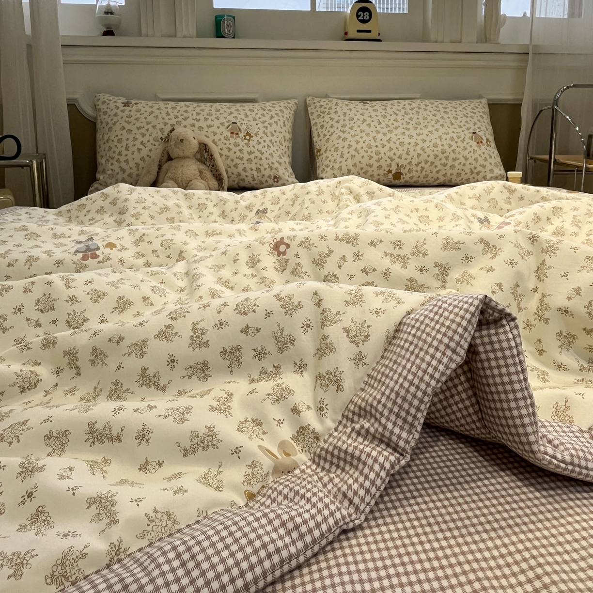 91家纺网 家纺一手货源 找家纺 一加一 2026新款雅棉活性印花大豆夏被四件套 夏凉被空调被 午后时光