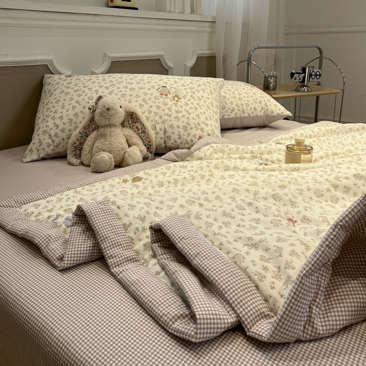 91家纺网 家纺一手货源 找家纺 一加一 2026新款雅棉活性印花大豆夏被四件套 夏凉被空调被 午后时光