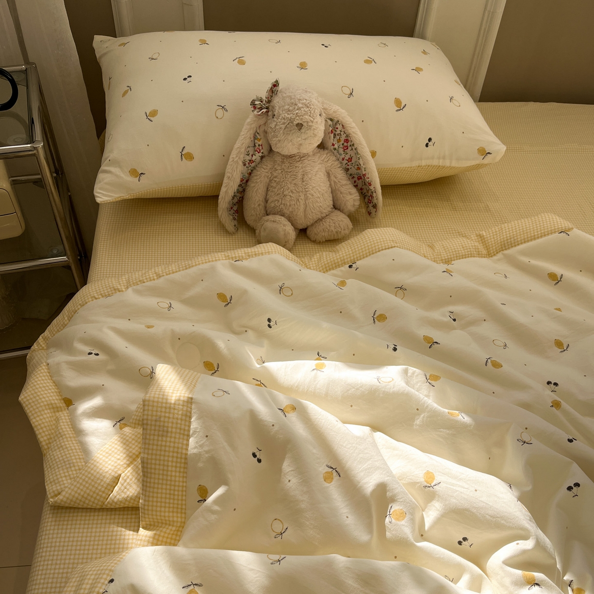 91家纺网 家纺一手货源 找家纺 一加一 2026新款雅棉活性印花大豆夏被四件套 夏凉被空调被 柠檬物语