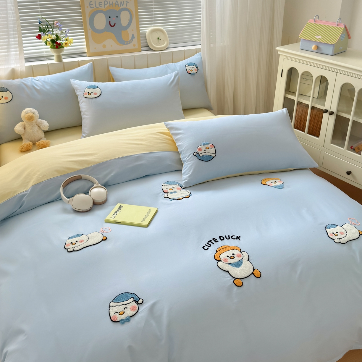 91家纺网 家纺一手货源 找家纺 如意朵 2026新款全棉小清新绣花四件套第一批 奶黄小鸭