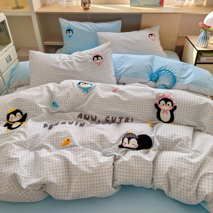 91家纺网 家纺一手货源 找家纺 如意朵 2026新款全棉小清新绣花四件套第一批 企鹅抱抱