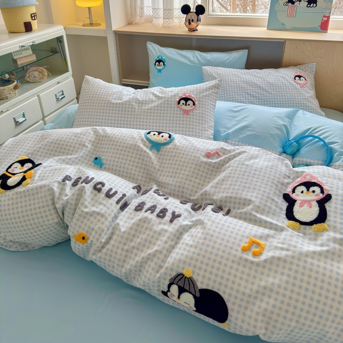 91家纺网 家纺一手货源 找家纺 如意朵 2026新款全棉小清新绣花四件套第一批 企鹅抱抱