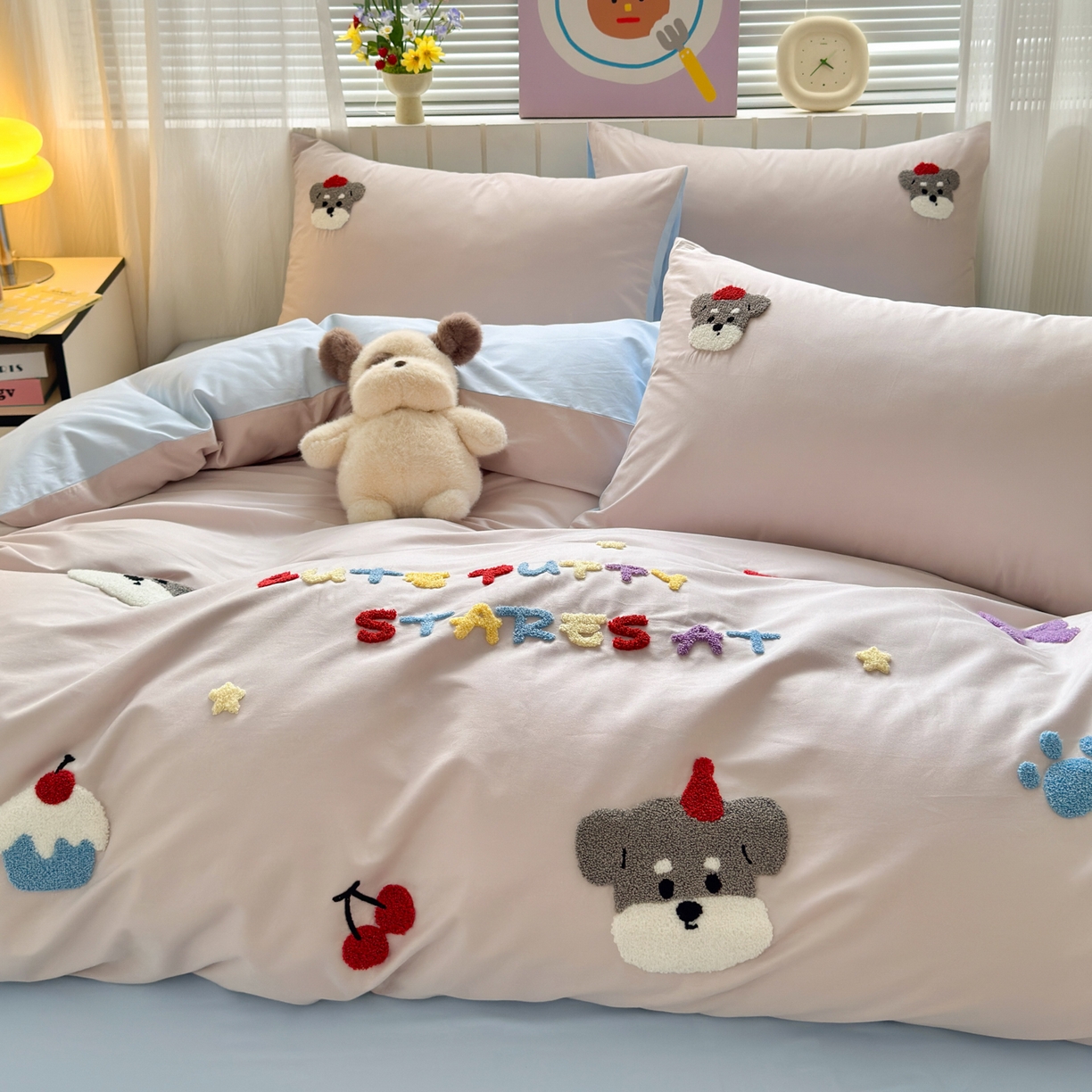 91家纺网 家纺一手货源 找家纺 如意朵 2026新款全棉小清新绣花四件套第一批 软萌小狗