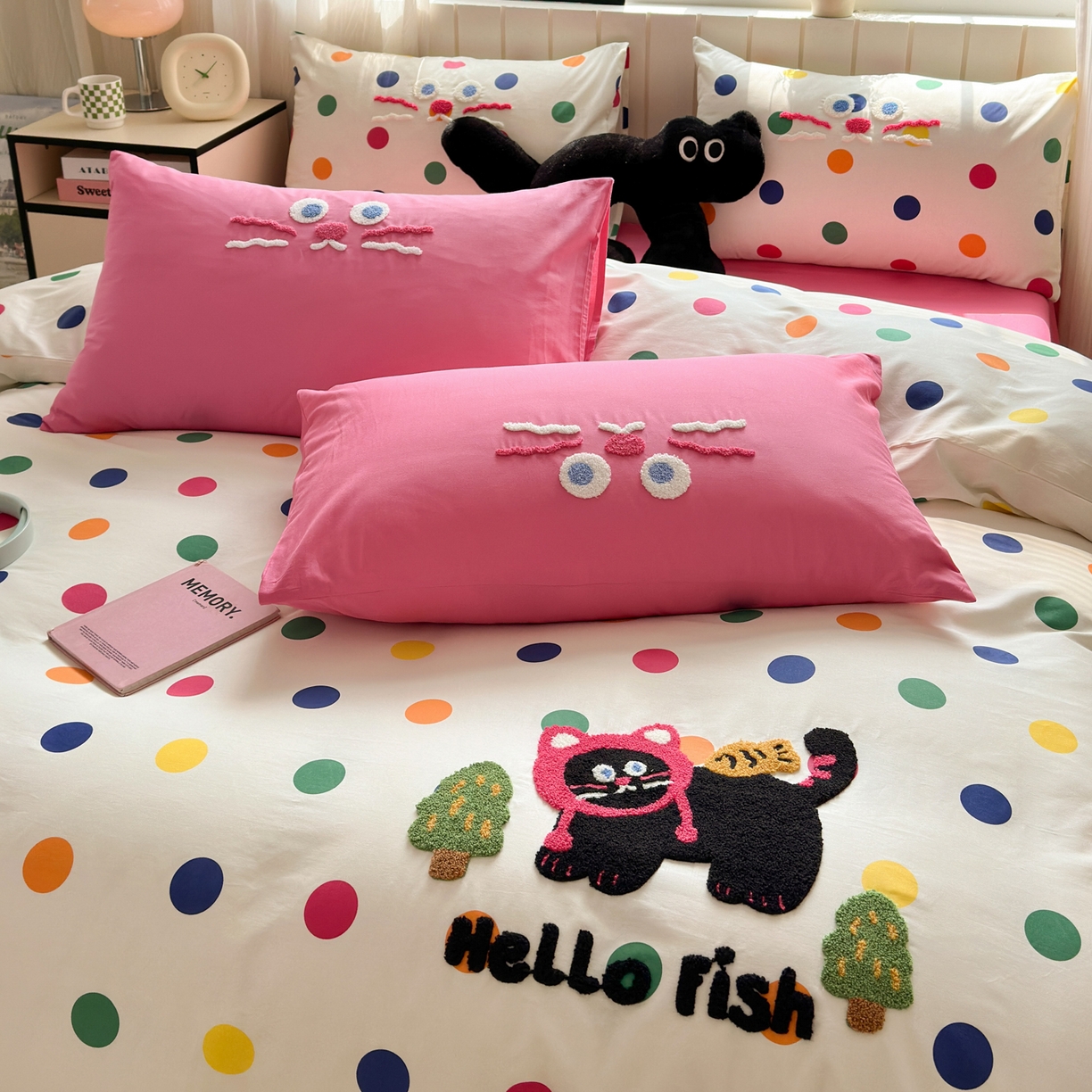 91家纺网 家纺一手货源 找家纺 如意朵 2026新款全棉小清新绣花四件套第一批 贪吃猫