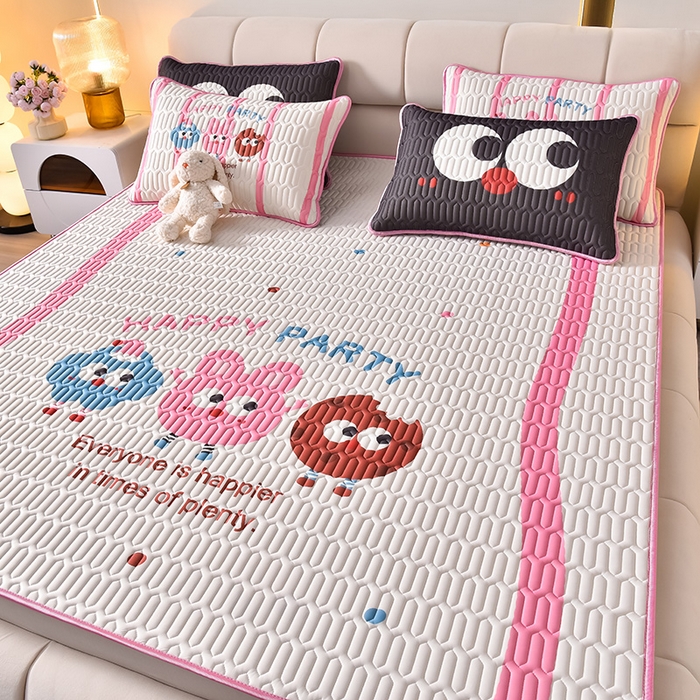 91家纺网 家纺一手货源 找家纺 （总）炫拼家纺 2026新款凉感丝大版卡通乳胶凉席三件套