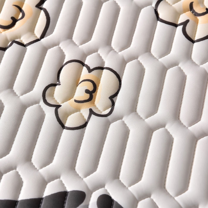 91家纺网 家纺一手货源 找家纺 炫拼家纺 2026新款凉感丝大版卡通乳胶凉席三件套 美食恐龙-灰