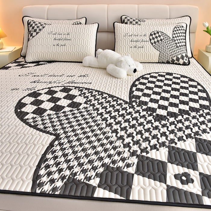 91家纺网 家纺一手货源 找家纺 炫拼家纺 2026新款凉感丝大版卡通乳胶凉席三件套 抽象兔