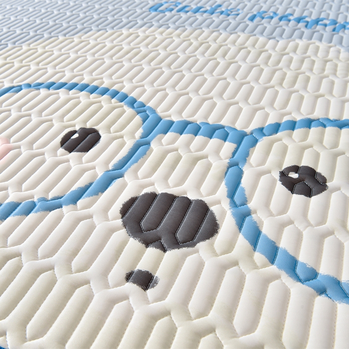 91家纺网 家纺一手货源 找家纺 炫拼家纺 2026新款凉感丝大版卡通乳胶凉席三件套 哈尼小狗